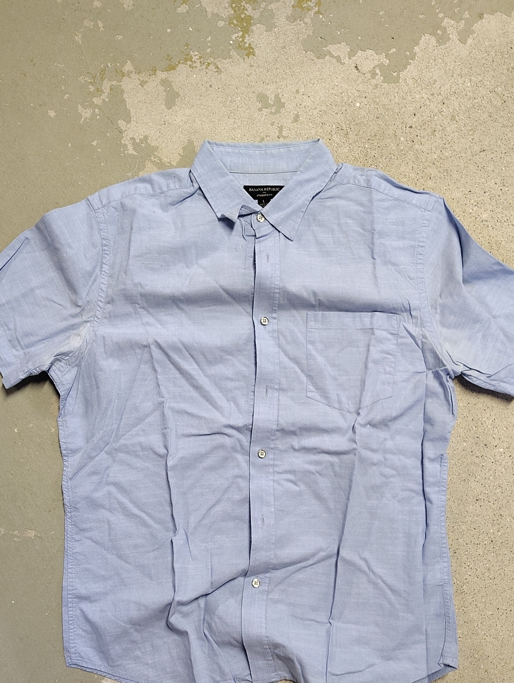 Banana Republic Pale Blue Short-Sleeve Button-Down Shirt